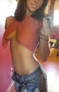 femme du 77 selfie sexy cherche son plan q