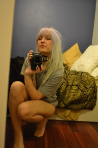 photo hot de femme du 45 avant plan cul