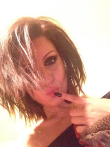 selfie coquin pour calin dans le 79 avec femme hot