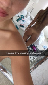 selfie sexe plan cul dans le 42 avec fille sexy