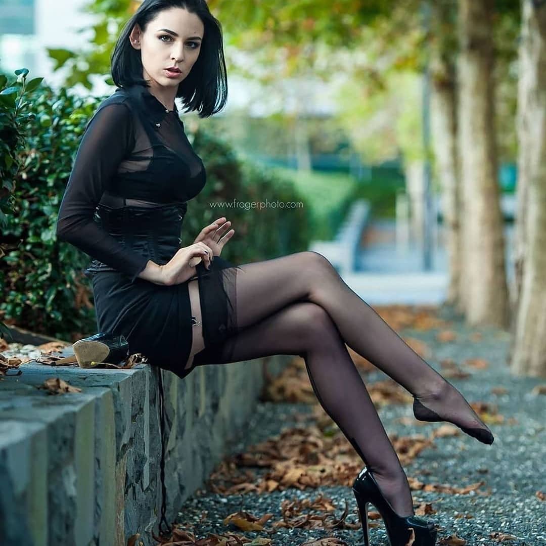 femme en lingerie pour rencontre discrète sur le 77